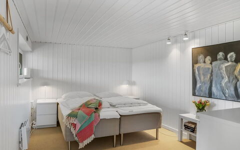 Athina - 200M from the Sea: Interieur Ontwerp, Plafond, Flooring, Verdieping, Meubilair, Verlichting, Lichte Inrichting, Slaapkamer, Kamer, Bed