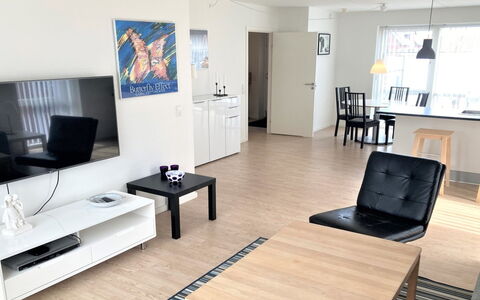 Tolva - 400M from the Sea: Dak, Huis, Huis, Verblijf, Siding, Landgoed, Oprit, Garden Gebouwen, Werf, Schuur