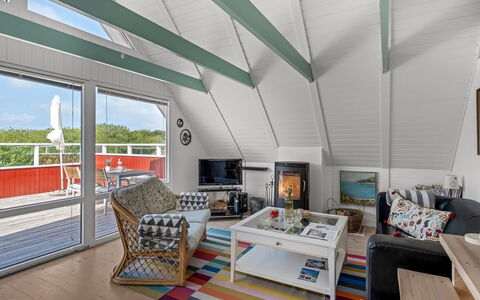 Piotr - 800M from the Sea: Architectuur, Dak, Huis, Samengesteld Materiaal, Daylighting, Siding, Oprit