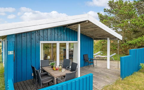 Fridborg - 1Km from the Sea: Huis, Huis, Dak, Woongebied, Verblijf, Landgoed, Boerderij, Gazon, Landscaping, Siding