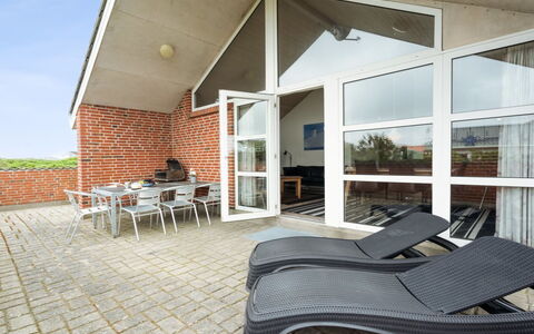 Mari - 400M from the Sea: Verblijf, Schuur, Hut, Boerderij, Prairie, Keet, Schuur, Blokhut, Garden Gebouwen