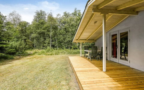 Gerarda - 4Km from the Sea: Land Lot, Verblijf, Garden Gebouwen, Landgoed, Hardwood, Boerderij, Siding, Plank, Veranda, Schuur