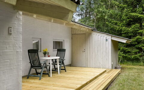 Gerarda - 4Km from the Sea: Hout, Samengesteld Materiaal, Verblijf, Dek, Plank, Siding, Hardwood, Veranda, Beits, Schaduw