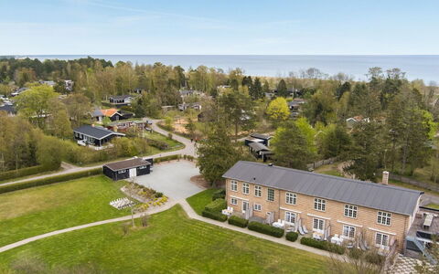 Samson - 100M from the Sea: Huis, Dak, Huis, Verblijf, Schuur, Garden Gebouwen, Siding, Werf, Blokhut, Hut