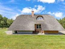 Arja - 2.2Km from the Sea