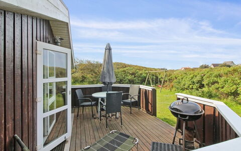 Larisa - 250M from the Sea: Hout, Huis, Meubilair, Beits, Hardwood, Balkon, Stoel, Schaduw, Plank, Ontwerp