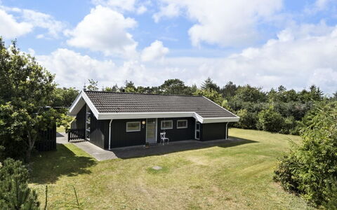 Gita - 2.2Km from the Sea: 