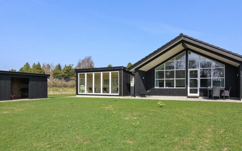 Ethel - 1.5Km to the Fjord: Gras, Land Lot, Verblijf, Gazon, Garden Gebouwen, Landgoed, Boerderij, Weide, Schuur, Tuin