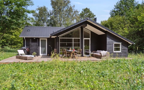 Jonnhild - 450M from the Sea: Plantengemeenschap, Zonlicht, Kruidachtige Plant, Tuin, Plantage, Landbouw, Boerderij