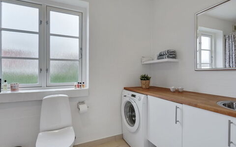 Springimile - 300M from the Sea: Zwembad, Boerderij, Landgoed, Villa, Toevlucht, Eco Hotel, Hacienda, Backyard