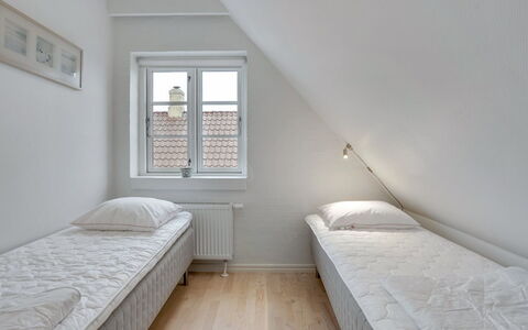 Springimile - 300M from the Sea: Zwembad, Boerderij, Landgoed, Villa, Toevlucht, Eco Hotel, Hacienda, Backyard
