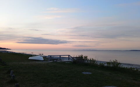 Elsabeth - 20M from the Sea: Lucht, Blauw, Horizon, Watervoorraden, Zwemwater, Wolk, Schemer, Zee, Landschap