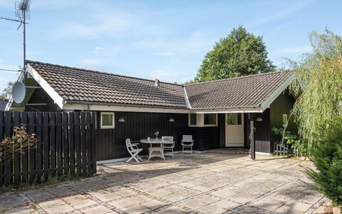 Eivor - 500M from the Sea: Thatching, Verblijf, Huis, Dak, Huis, Boerderij, Hut, Landgoed, Dorp