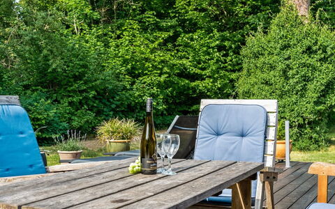 Lucie - 1.5Km from the Sea: Meubilair, Buitenmeubels, Hout, Tafel, Stoel, Buitentafel, Hardwood, Plank, Beits, Tuin