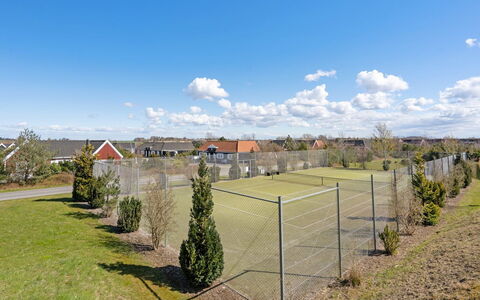 Drude - 920M from the Sea: Hout, Dak, Architectuur, Huis, Huis, Verblijf, Siding, Hardwood, Helling, Landgoed