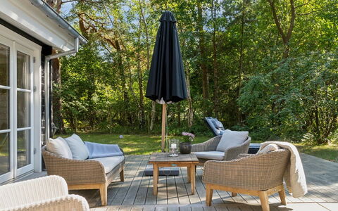 Anar - 900M from the Sea: Appartement, Schaduw, Balkon, Stoel, Hek, Buitenmeubels, Aluminium, Kunstgras