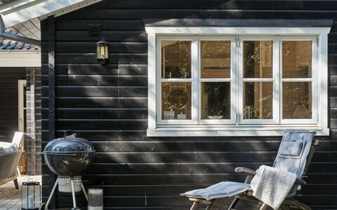 Anar - 900M from the Sea: Appartement, Schaduw, Balkon, Stoel, Hek, Buitenmeubels, Aluminium, Kunstgras