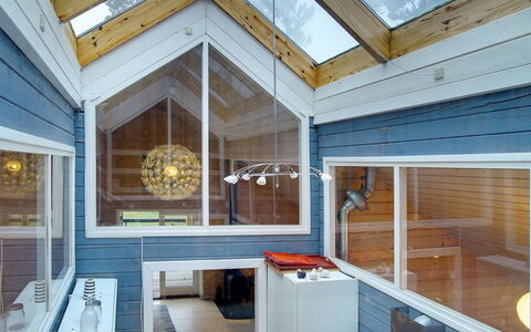 Sahra - 200M from the Sea: Dak, Huis, Huis, Verblijf, Siding, Landgoed, Oprit, Garden Gebouwen, Werf, Schuur