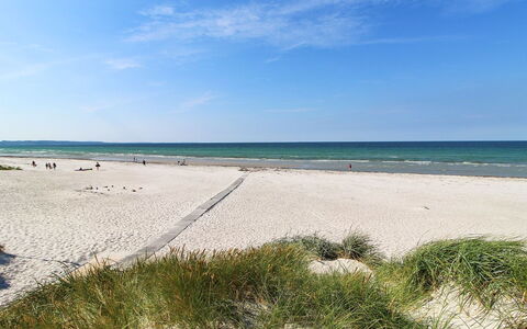 Merina - 700M from the Sea: Dak, Huis, Land Lot, Huis, Verblijf, Landgoed, Garden Gebouwen, Schaduw, Blokhut, Landscaping