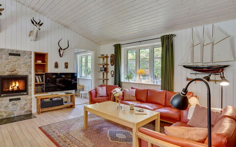 Kunegunda - 650M from the Sea: Dak, Huis, Huis, Verblijf, Siding, Landgoed, Oprit, Garden Gebouwen, Werf, Schuur