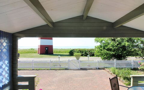 Enrik - 123M from the Sea: Hout, Dak, Architectuur, Huis, Huis, Verblijf, Siding, Hardwood, Helling, Landgoed