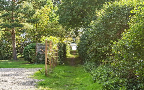 Haldis - 120M from the Sea: Woongebied, Dak, Voorstad, Oprit, Landgoed, Schoorsteen