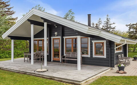 Stacie - 10M from the Sea: Huis, Verblijf, Veranda, Siding, Boerderij, Outdoor Structuur