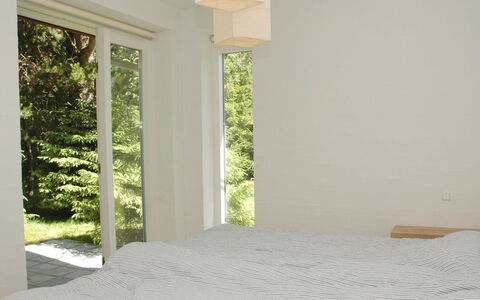 Fernande - 150M from the Sea: Muur, Interieur Ontwerp, Slaapkamer, Hout, Flooring, Verdieping, Bed, Plafond, Huis, Bedding