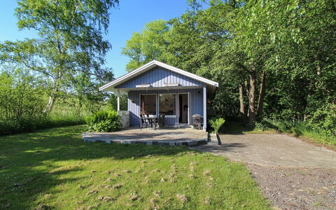 Virve - 300M from the Sea: Dak, Huis, Huis, Verblijf, Deur, Siding, Dek, Veranda, Plank, Hardwood