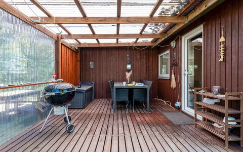 Arendine - 700M from the Sea: Dak, Huis, Huis, Verblijf, Deur, Siding, Dek, Veranda, Plank, Hardwood