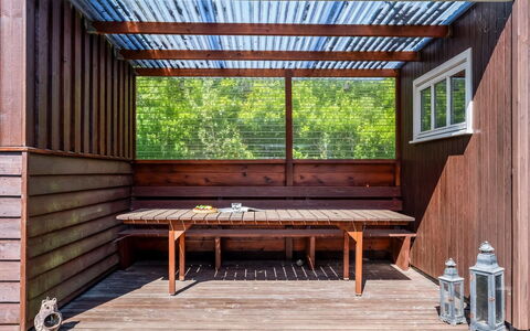 Arendine - 700M from the Sea: Dak, Huis, Huis, Verblijf, Deur, Siding, Dek, Veranda, Plank, Hardwood