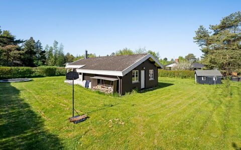 Lamberthus - 600M from the Sea: Huis, Dak, Huis, Verblijf, Gazon, Landgoed, Tuin, Werf, Boerderij, Garden Gebouwen