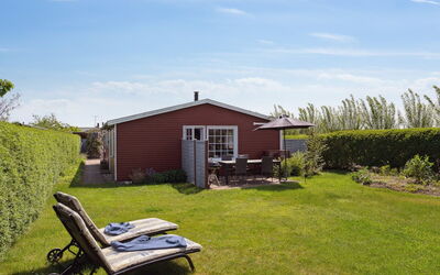 Amy - 150M from the Sea