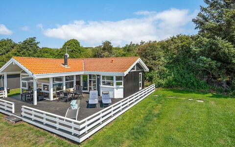 Arnwith - 20M from the Sea: Huis, Verblijf, Veranda, Landgoed, Siding, Boerderij, Garden Gebouwen