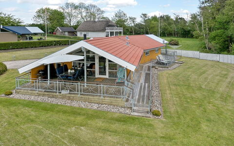 Hjalmar - 400M from the Sea