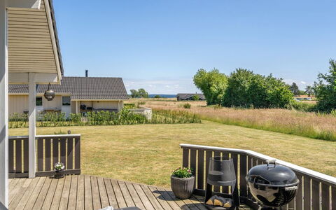 Ela - 500M from the Sea: Dak, Huis, Huis, Verblijf, Siding, Landgoed, Oprit, Garden Gebouwen, Werf, Schuur