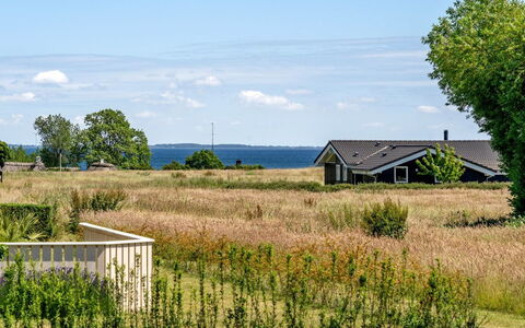 Ela - 500M from the Sea: Dak, Huis, Huis, Verblijf, Siding, Landgoed, Oprit, Garden Gebouwen, Werf, Schuur
