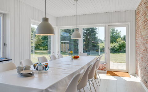 Ilda - 250M from the Sea: Dak, Huis, Huis, Verblijf, Siding, Landgoed, Oprit, Garden Gebouwen, Werf, Schuur