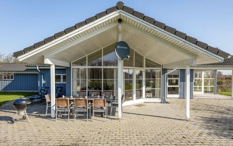 Bara - 600M from the Sea: Zwembad, Buitenmeubels, Meubilair, Toevlucht, Flagstone, Eco Hotel, Schaduw, Stoel, Vrije Tijd, Landgoed