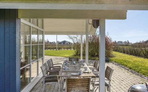 Bara - 600M from the Sea: Zwembad, Buitenmeubels, Meubilair, Toevlucht, Flagstone, Eco Hotel, Schaduw, Stoel, Vrije Tijd, Landgoed