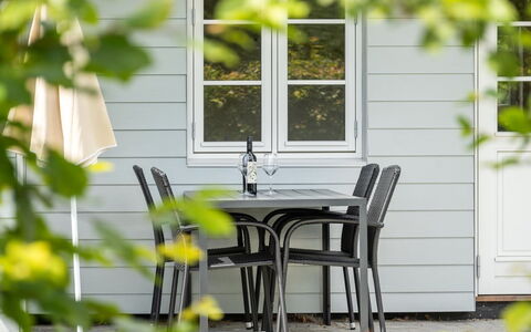 Thormund - 350M from the Sea: Dak, Huis, Huis, Verblijf, Siding, Landgoed, Oprit, Garden Gebouwen, Werf, Schuur