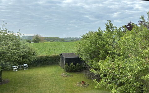 Truels - 2Km from the Sea: Dak, Huis, Huis, Verblijf, Deur, Siding, Dek, Veranda, Plank, Hardwood