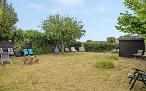Truels - 2Km from the Sea: Dak, Huis, Huis, Verblijf, Deur, Siding, Dek, Veranda, Plank, Hardwood