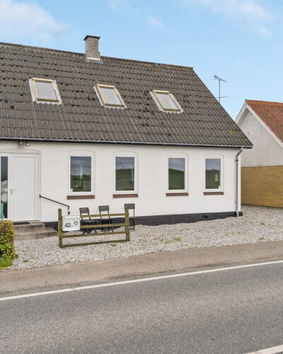 Truels - 2Km from the Sea