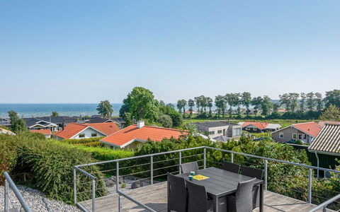 Ebbeline - 150M from the Sea: Plantengemeenschap, Zonlicht, Kruidachtige Plant, Tuin, Plantage, Landbouw, Boerderij
