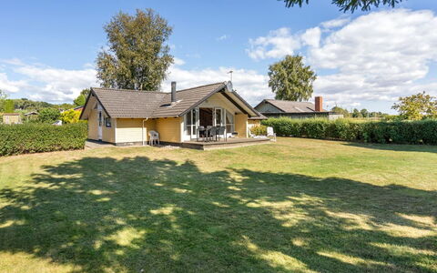 Annelore - 400M from the Sea: Dak, Huis, Huis, Verblijf, Siding, Landgoed, Oprit, Garden Gebouwen, Werf, Schuur
