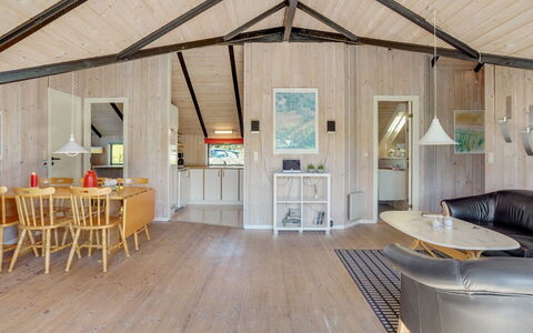 Annelore - 400M from the Sea: Dak, Huis, Huis, Verblijf, Siding, Landgoed, Oprit, Garden Gebouwen, Werf, Schuur