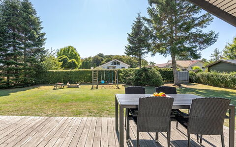 Annelore - 400M from the Sea: Dak, Huis, Huis, Verblijf, Siding, Landgoed, Oprit, Garden Gebouwen, Werf, Schuur
