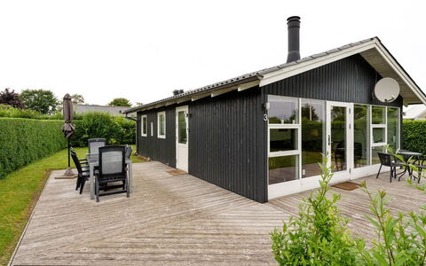 Blesse - 250M from the Sea: Dak, Huis, Huis, Verblijf, Deur, Siding, Dek, Veranda, Plank, Hardwood