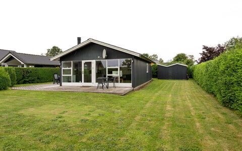 Blesse - 250M from the Sea: Dak, Huis, Huis, Verblijf, Deur, Siding, Dek, Veranda, Plank, Hardwood